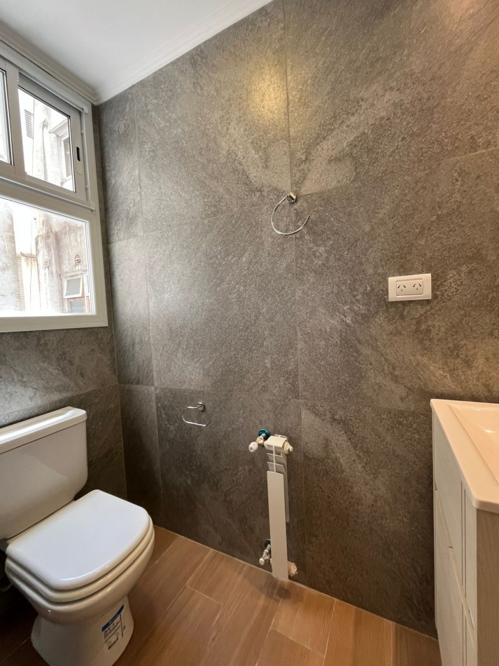 VENTA 3AMB RECICLADO CENTRO BALCON 2 BAÑOS