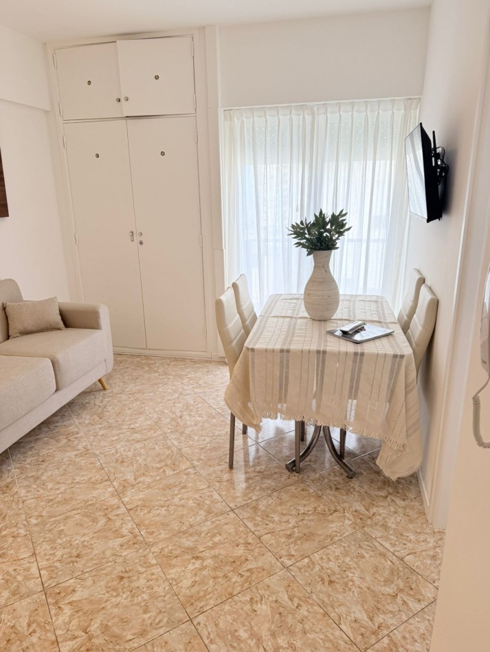 VENTA 3AMB con DEPENDENCIA CENTRO BALCON 