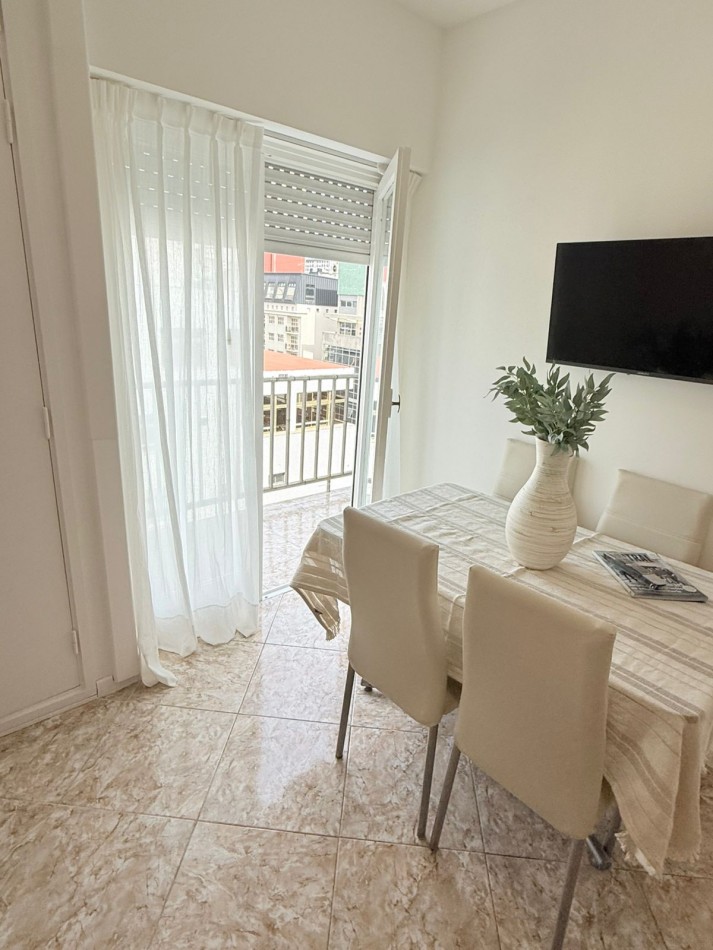 VENTA 3AMB con DEPENDENCIA CENTRO BALCON 