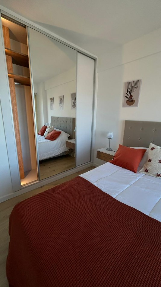 VENTA 2AMB RECICLADO con DEPENDENCIA VISTA AL MAR 