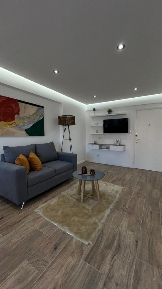 VENTA 2AMB RECICLADO con DEPENDENCIA VISTA AL MAR 