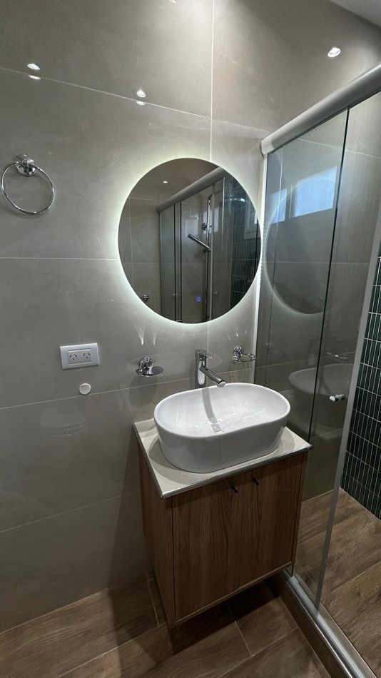 VENTA 2AMB RECICLADO con DEPENDENCIA VISTA AL MAR 