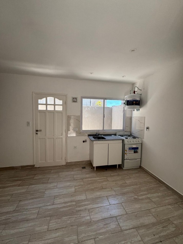 VENTA DUPLEX 3AMB X ESCALERA CONTRAFRENTE NECOCHEA y TEJEDOR 