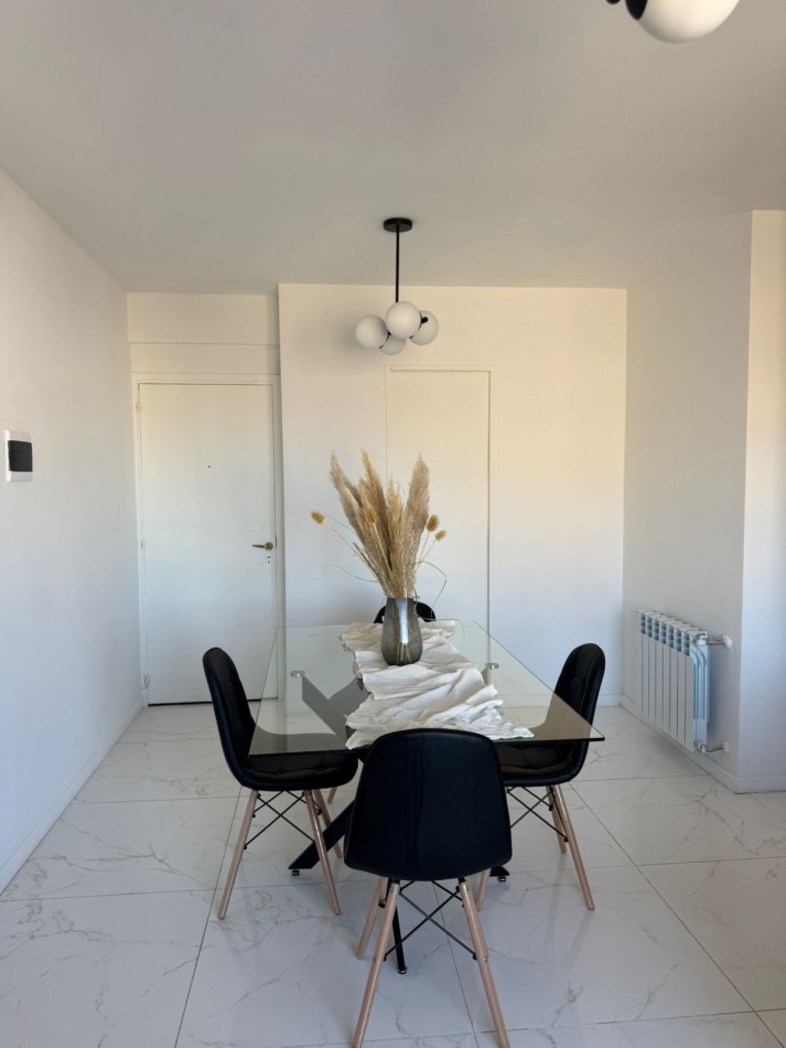 VENTA 3AMB RECICLADO en LA PERLA 2 BAÑOS 