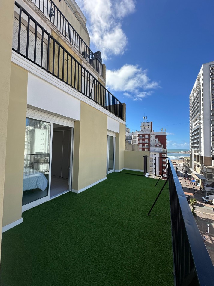 VENTA 4AMB con DEPENDENCIA y TERRAZA CENTRO 