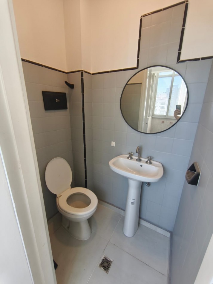 VENTA 3AMB CON DEPENDENCIA CENTRO EXCELENTE ESTADO 