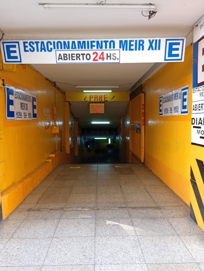 VENTA 2AMB con COCHERA CONTRAFRENTE CENTRO 