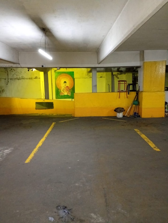 VENTA 2AMB con COCHERA CONTRAFRENTE CENTRO 