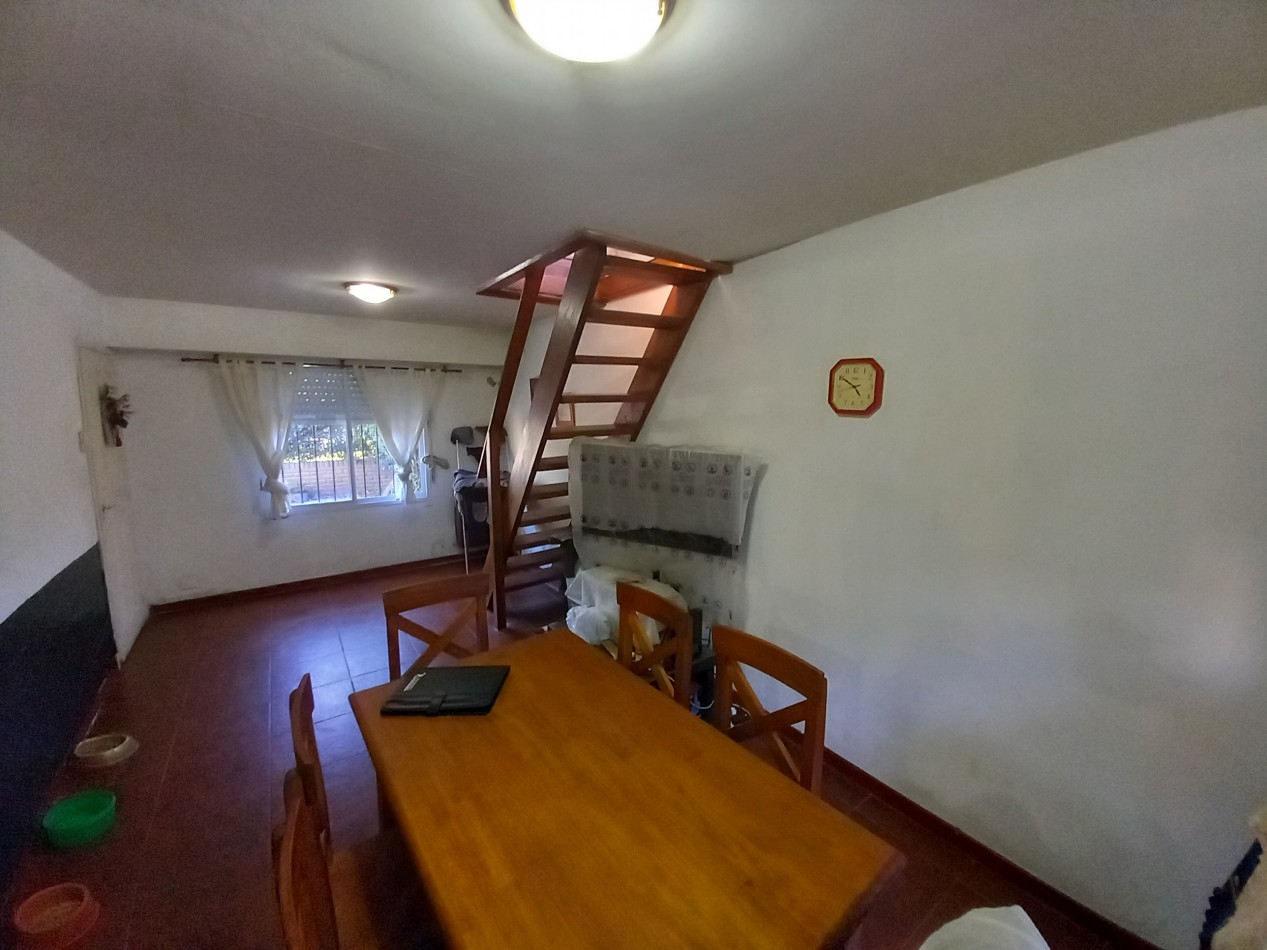 VENTA CASA en PH 3AMB PATIO ESPACIO para AUTO 