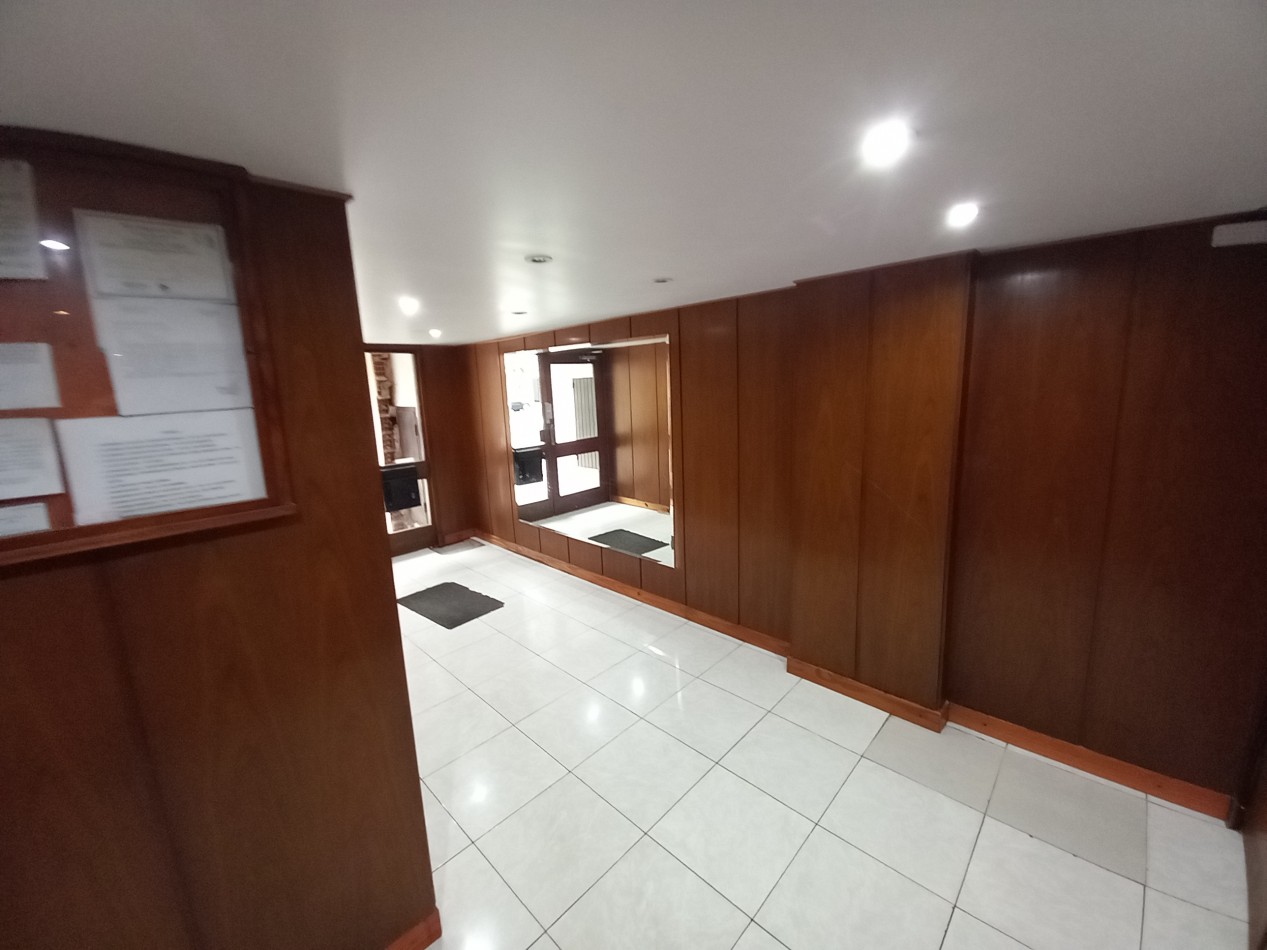 VENTA 2AMB ORIGINAL MAS COCHERA OBRA de GAS LA PERLA 