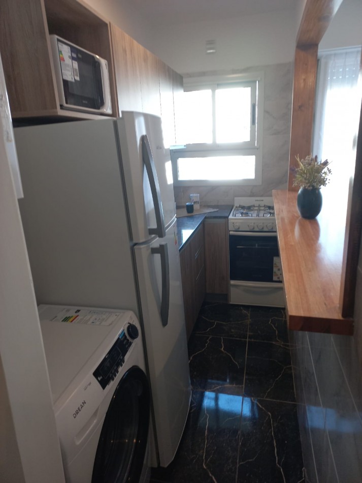 VENTA 1AMB RECICLADO CENTRO ARTEFACTO Y MUEBLES A ESTRENAR 