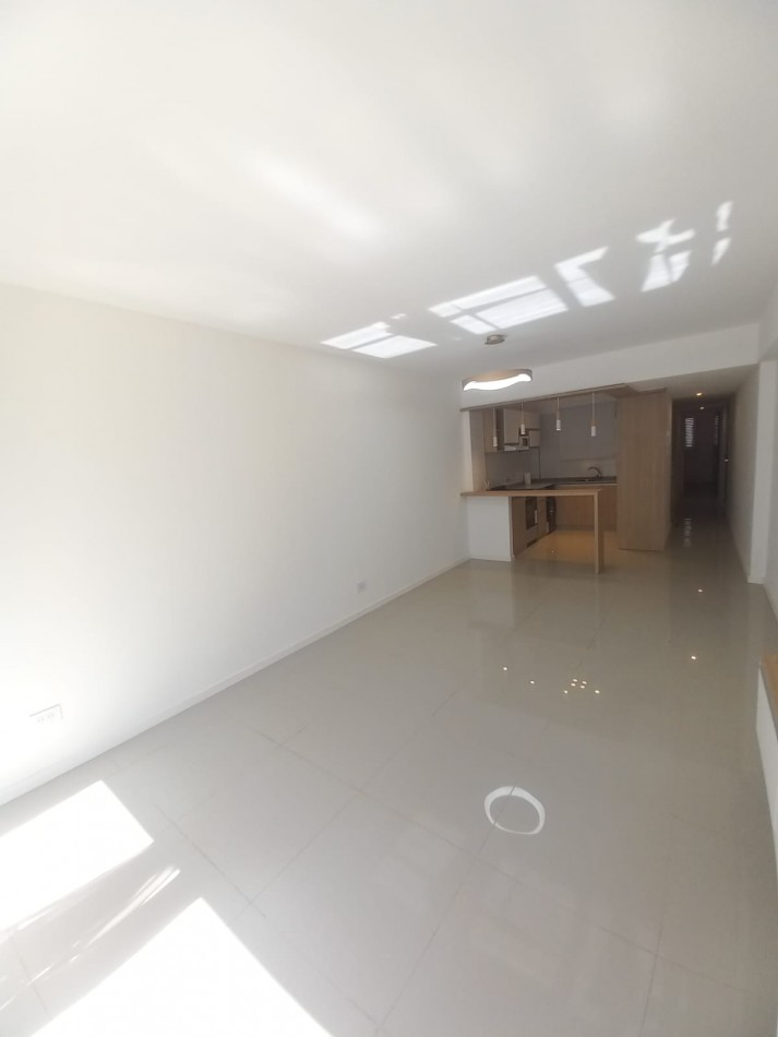 VENTA 3AMB RECICLADO CENTRO BALCON 