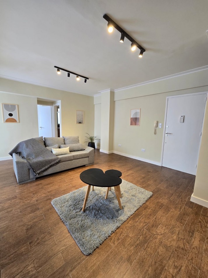 VENTA 2AMB RECICLADO CENTRO BALCON 