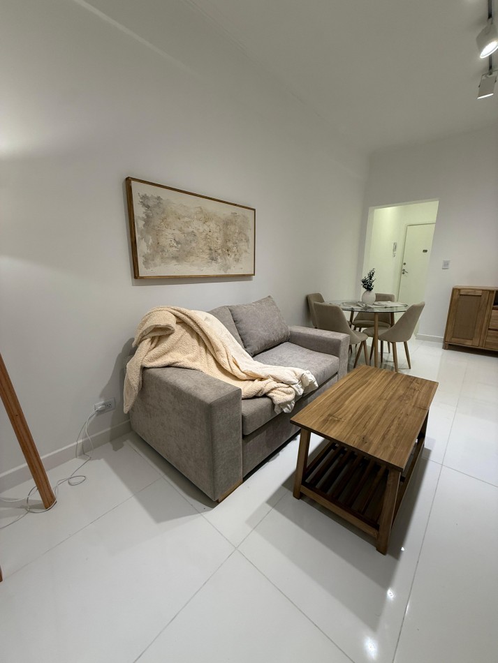 VENTA 3AMB PLANTA BAJA 2 PATIOS CENTRO 