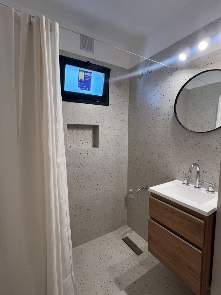 VENTA 3AMB 2 BAÑOS EXCELENTE RECICLADO  CENTRO 