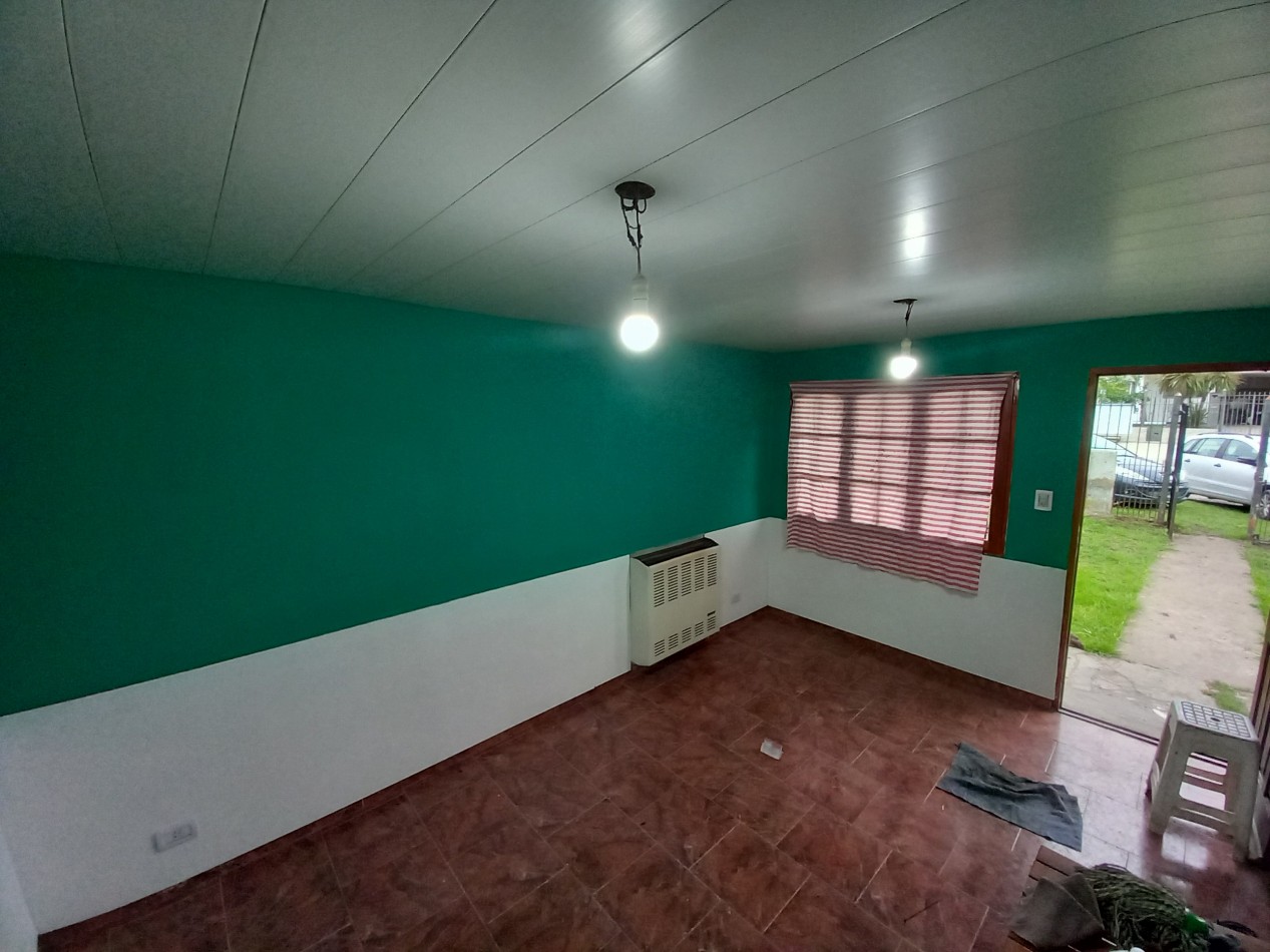 ALQUILER PH CASA 3 AMB COCHERA DESCUBIERTA y PATIO VUCETICH al 2900