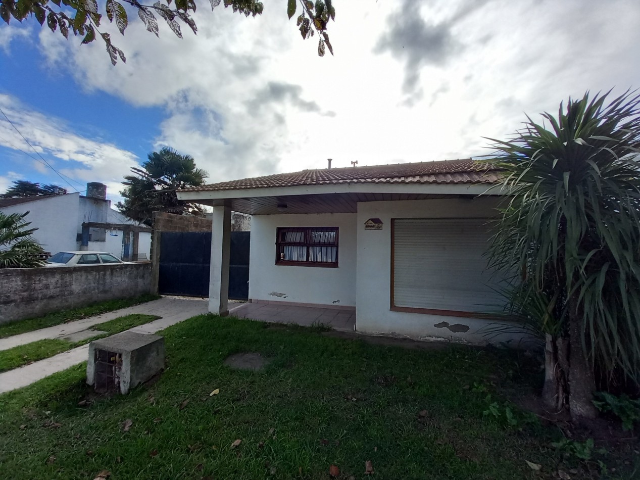 VENTA CASA 3AMB con GALPON PARQUE LOTE PROPIO-PERMUTA 