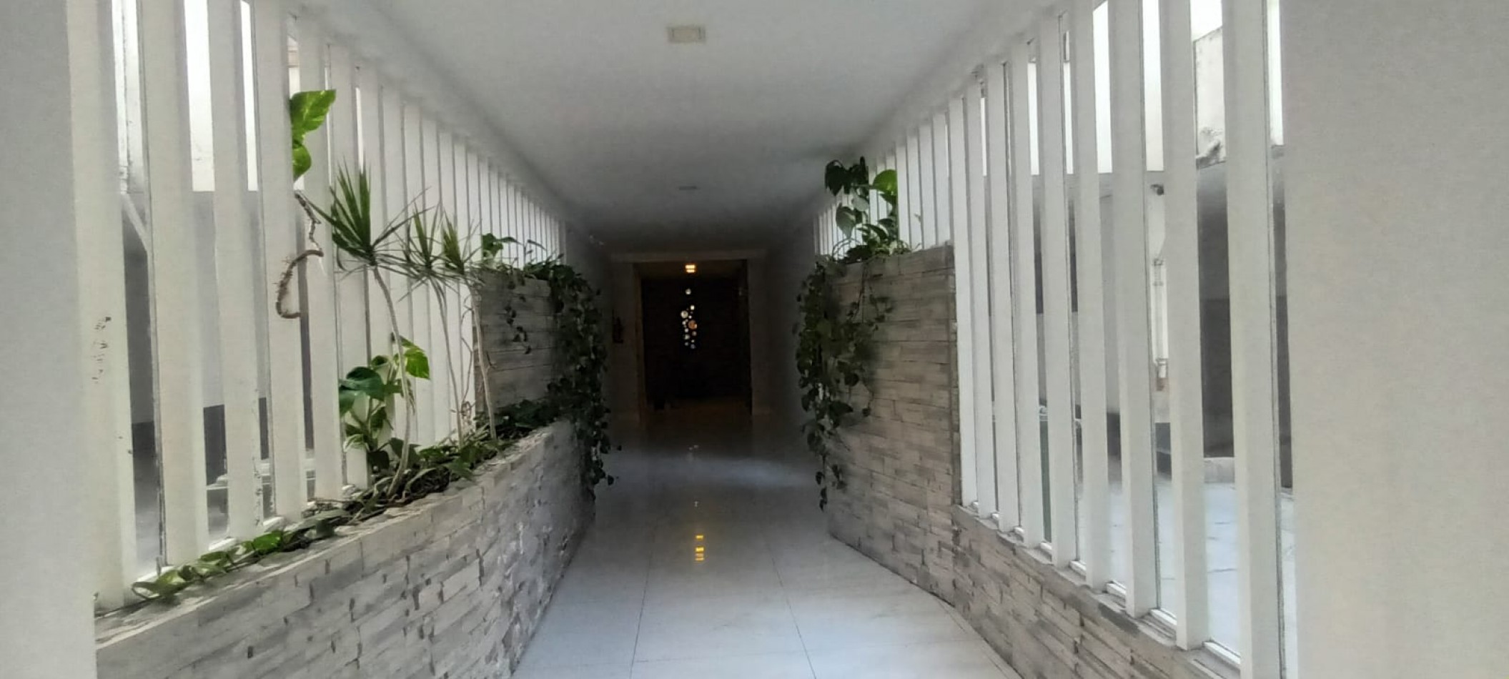 VENTA 1AMB RECICLADO CENTRO CON PATIO 