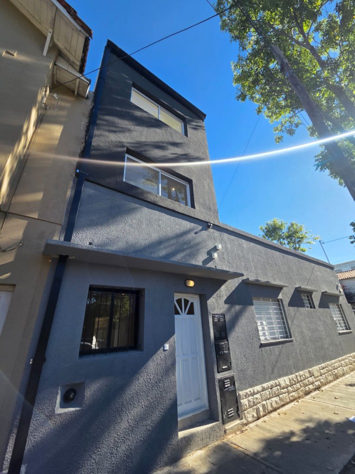 VENTA DUPLEX 3AMB RECICLADO 