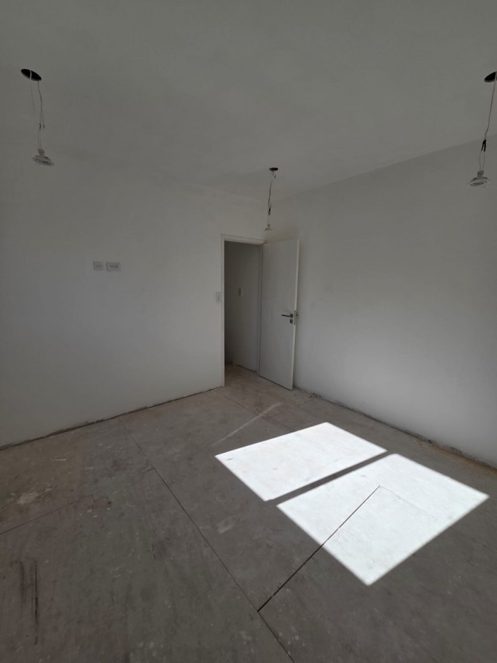 VENTA DUPLEX 3AMB RECICLADO 
