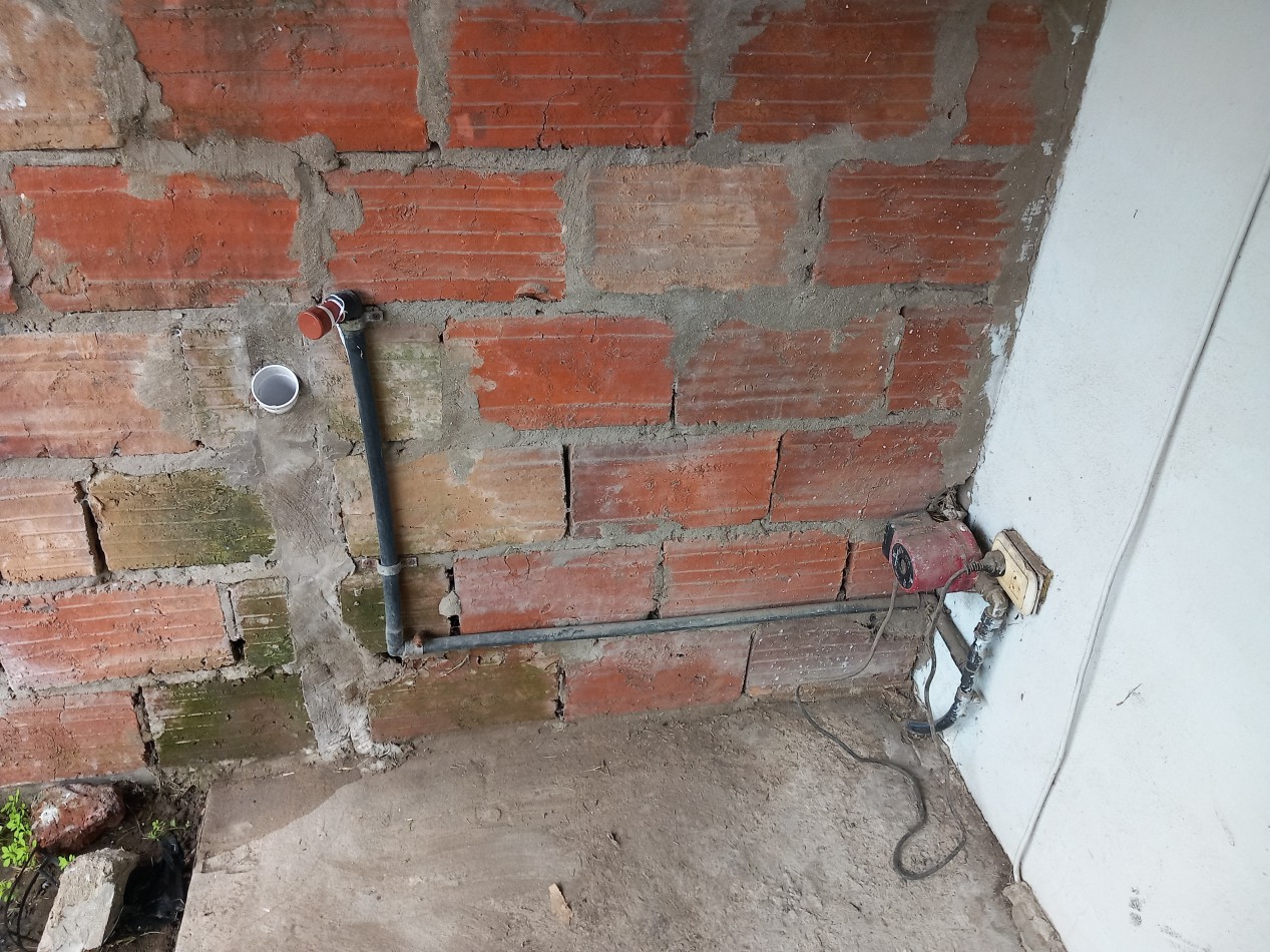 ALQUILER PH CASA 3 AMB COCHERA DESCUBIERTA y PATIO VUCETICH al 2900