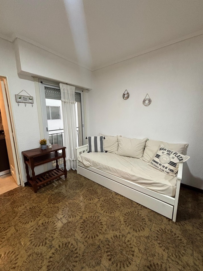 VENTA 2AMB CENTRO 