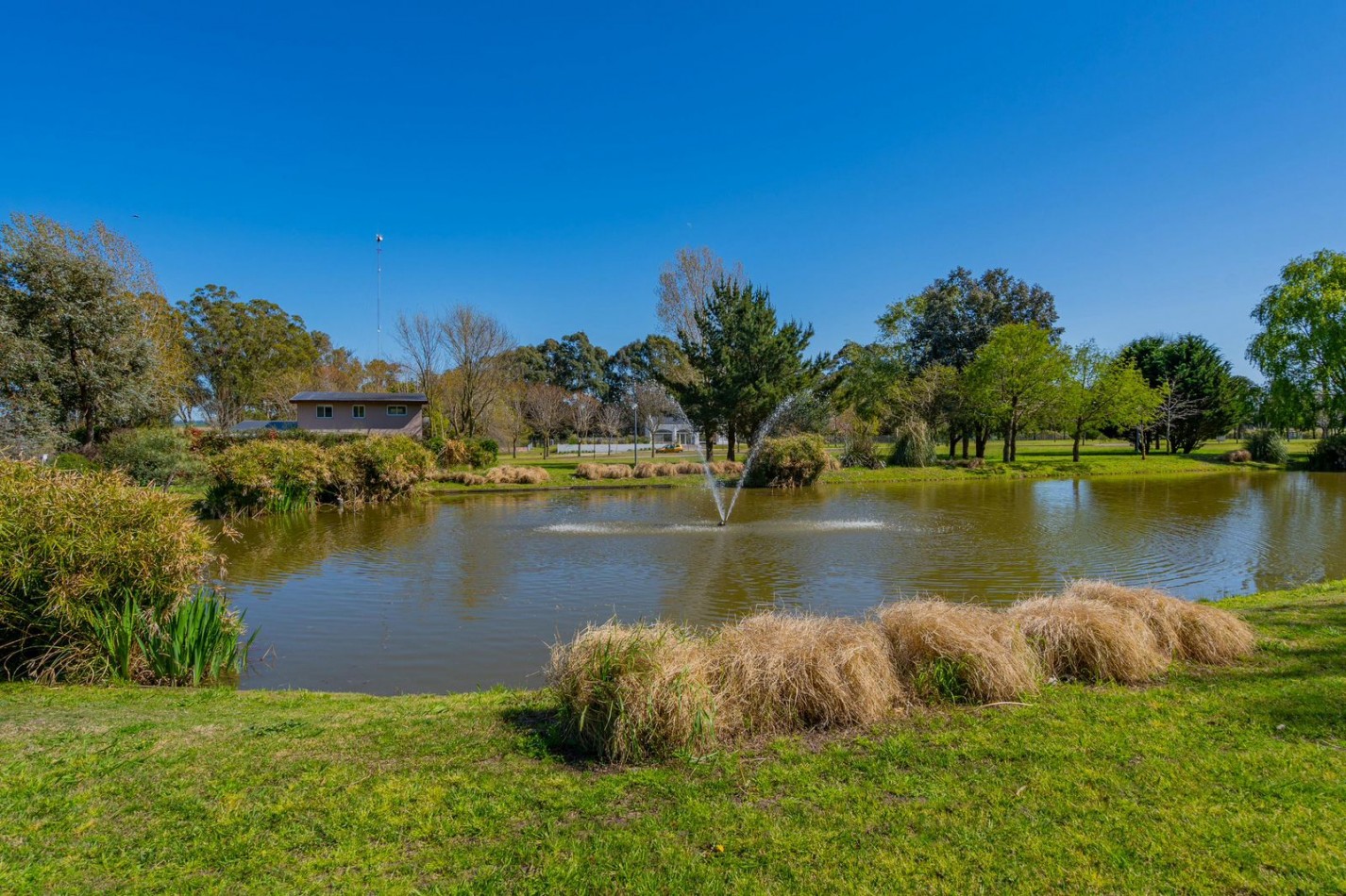 VENTA TERRENO en TIERRA Y MAR 