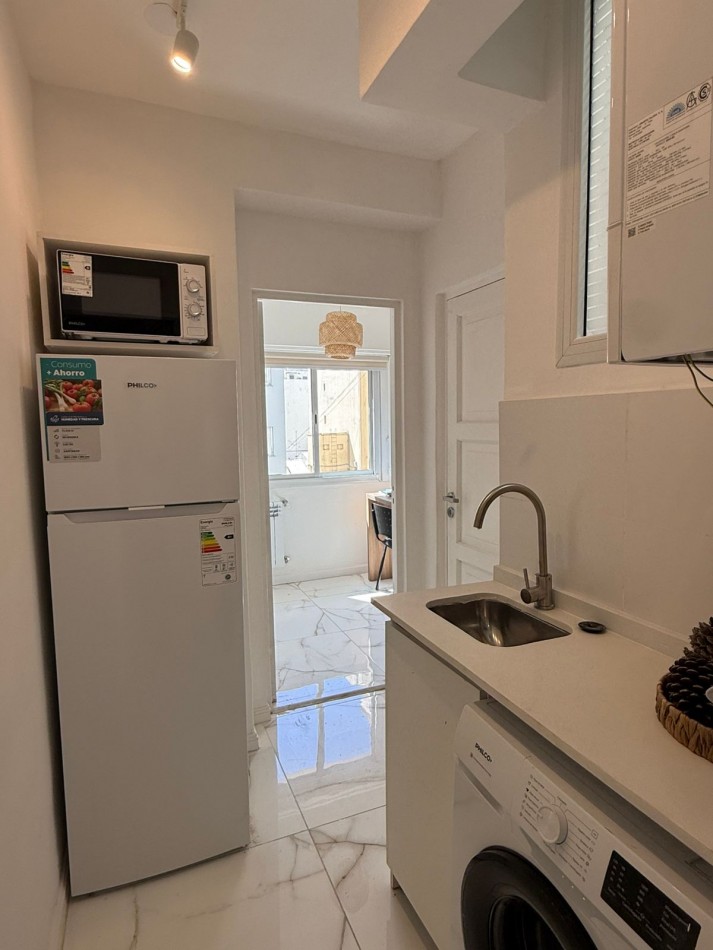 VENTA 3AMB RECICLADO CENTRO BALCON FRENTE TODO A ESTRENAR 
