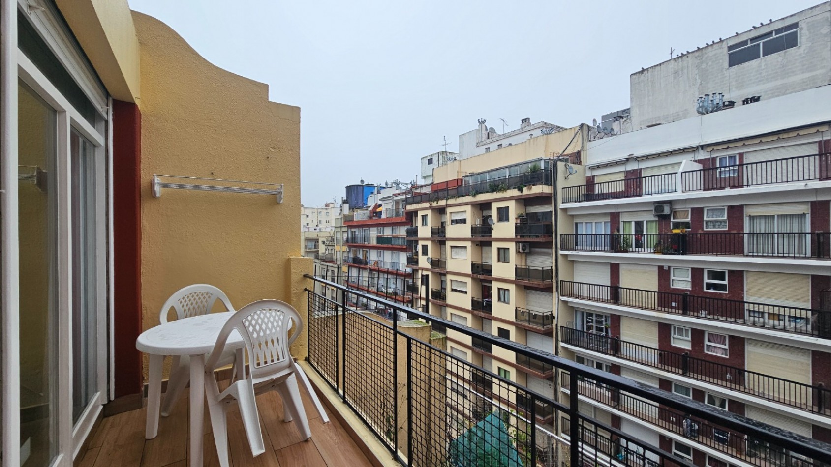 VENTA 1AMB RECICLADO CENTRO BALCON 