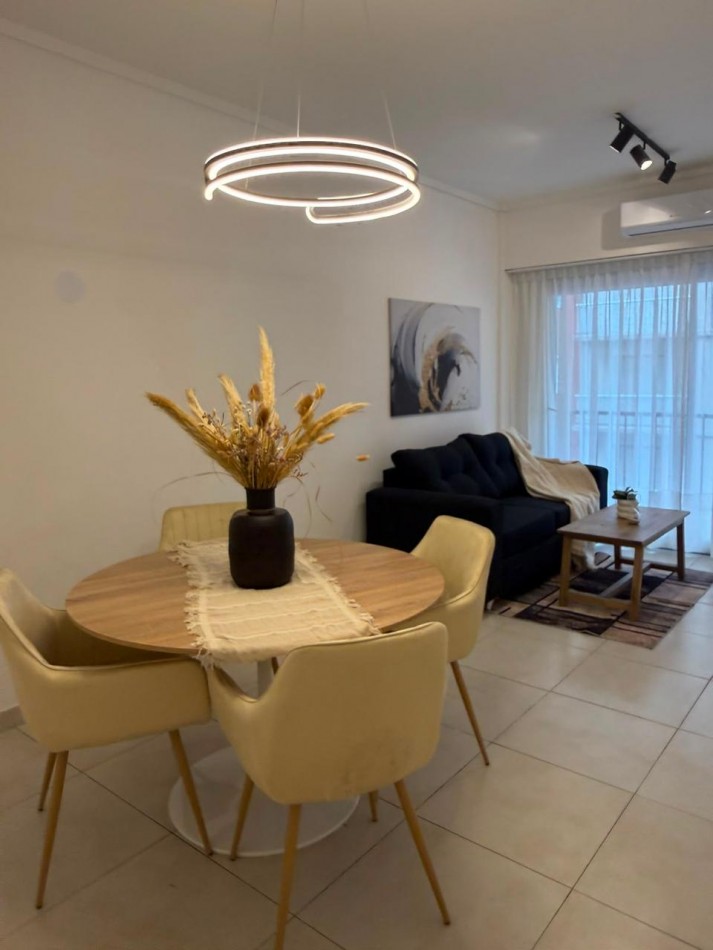 VENTA 2AMB RECICLADO CENTRO BALCON Y DEPENDENCIA 