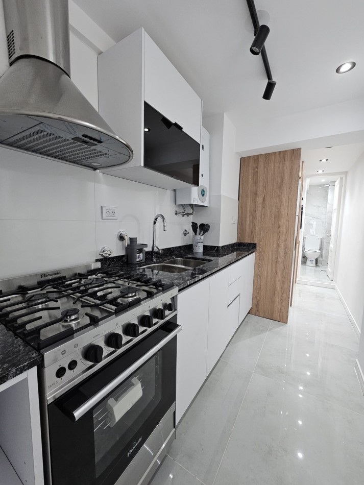 VENTA 3AMB RECICLADO CENTRO BALCON TERRAZA TODO A ESTRENAR 