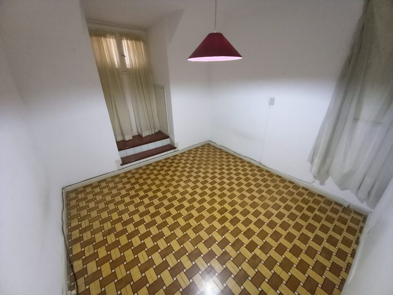 ALQUILER CASA 4AMB USO PROFESIONAL 2 BAÑOS COCHERA LOS TRONCOS 