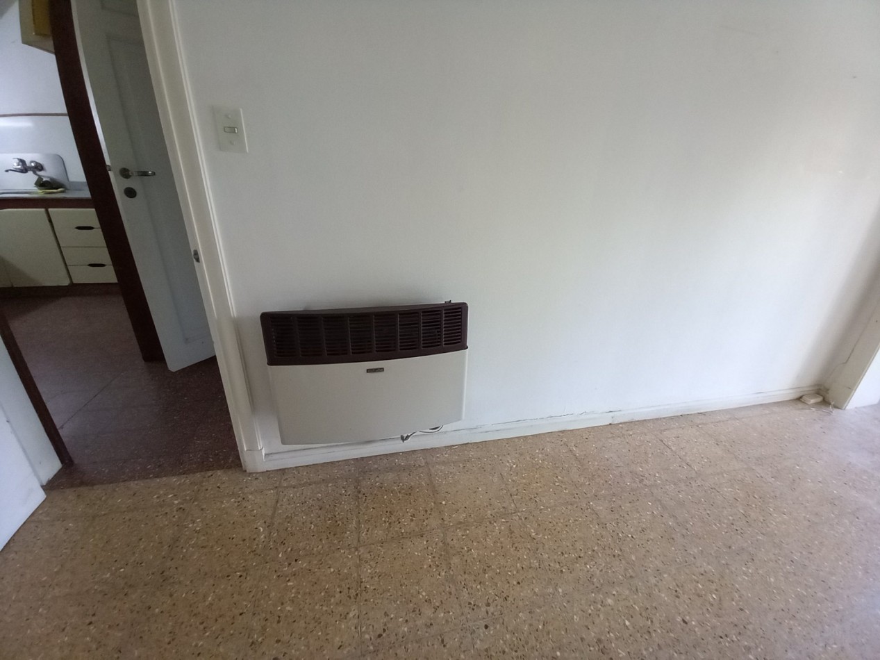 ALQUILER CASA 4AMB USO PROFESIONAL 2 BAÑOS COCHERA LOS TRONCOS 
