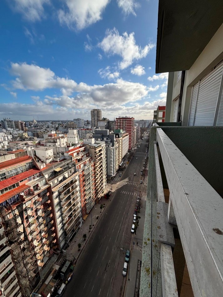 VENTA 3AMB MODERNO RECICLADO VISTA AL MAR 