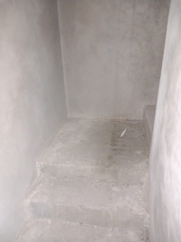 VENTA CASA MODERNA A TERMINAR CAMET NORTE 