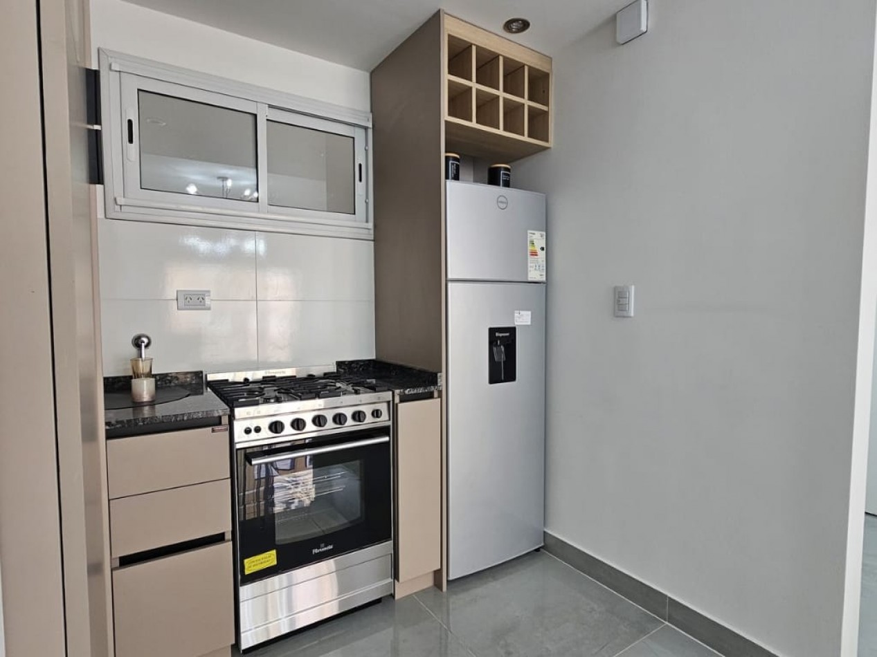 VENTA 3AMB RECICLADO CENTRO ARTEFACTO Y MUEBLES A ESTRENAR 