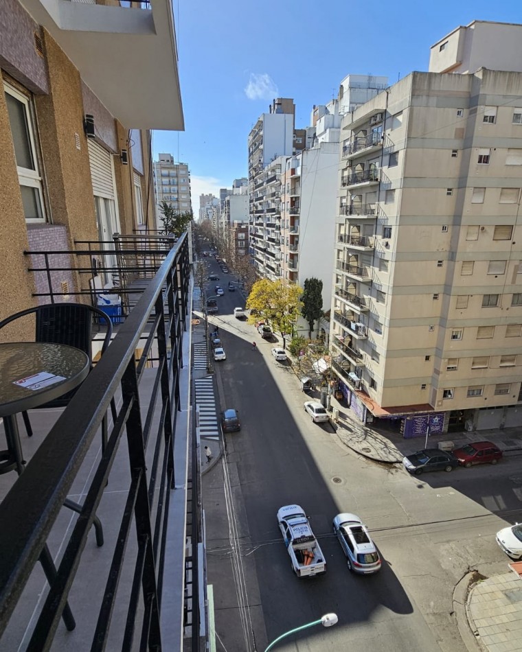 VENTA 3AMB RECICLADO CENTRO ARTEFACTO Y MUEBLES A ESTRENAR 