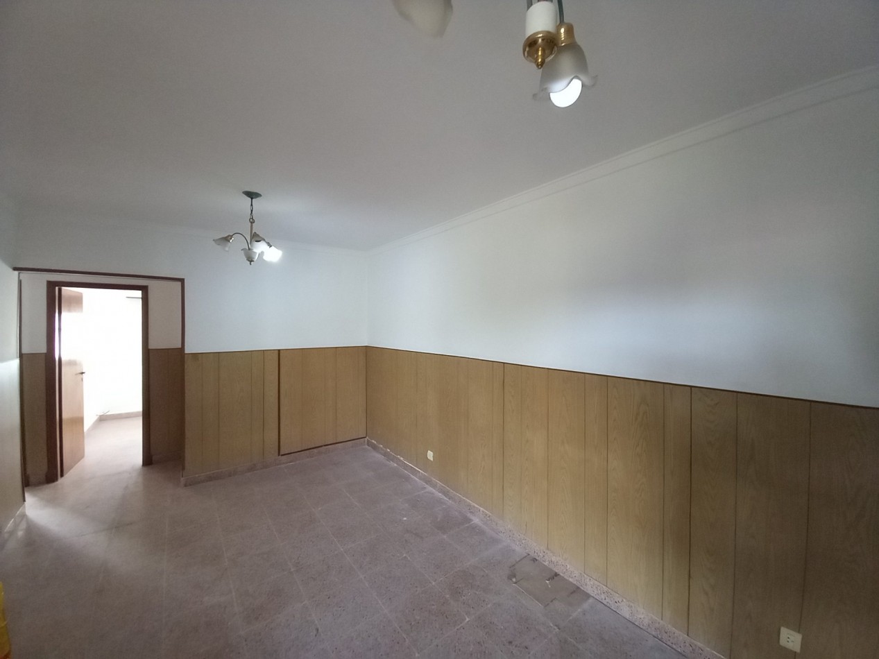 CASA 3AMB APTO CREDITO PERMUTA con GALPON PARQUE LOTE PROPIO