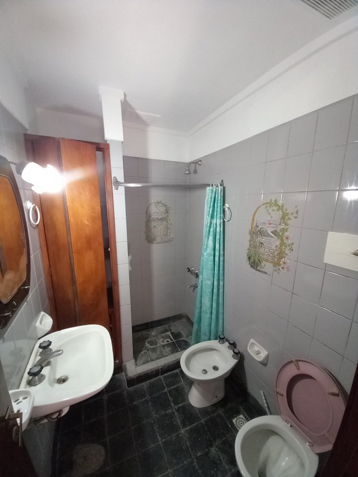 CASA 3AMB APTO CREDITO PERMUTA con GALPON PARQUE LOTE PROPIO