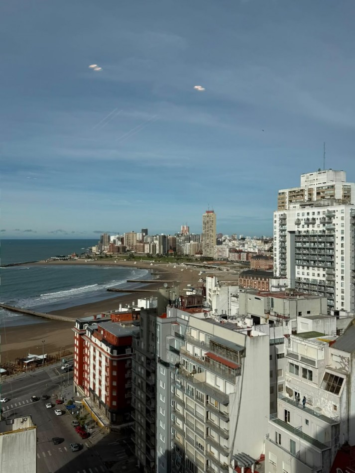 VENTA 3AMB RECICLADO CENTRO VISTA al MAR 2 BAÑO 