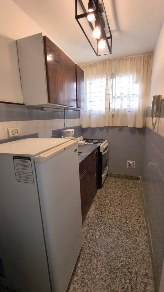 VENTA 1AMB CENTRO BALCON FRENTE 