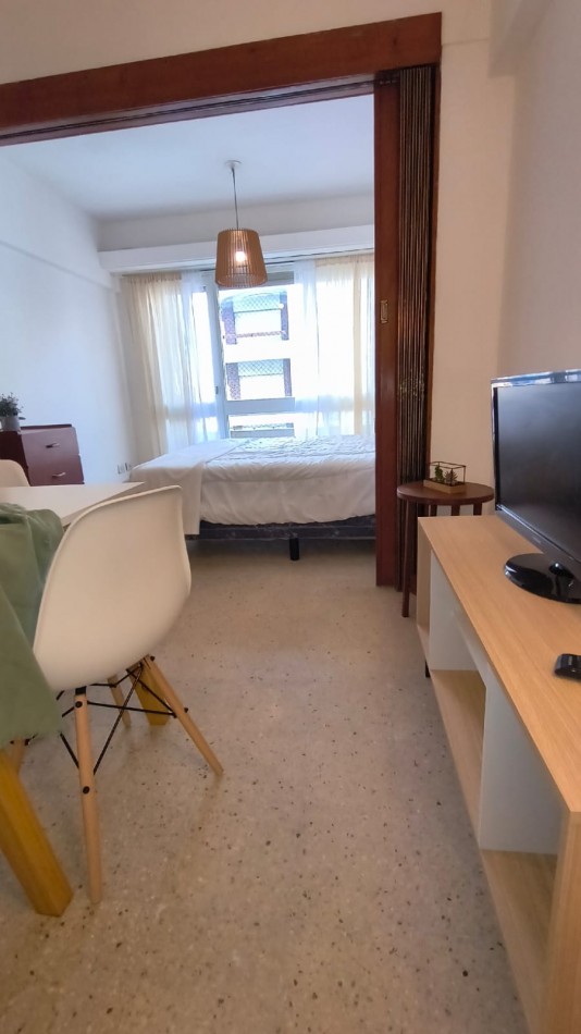 VENTA 1AMB CENTRO BALCON FRENTE 