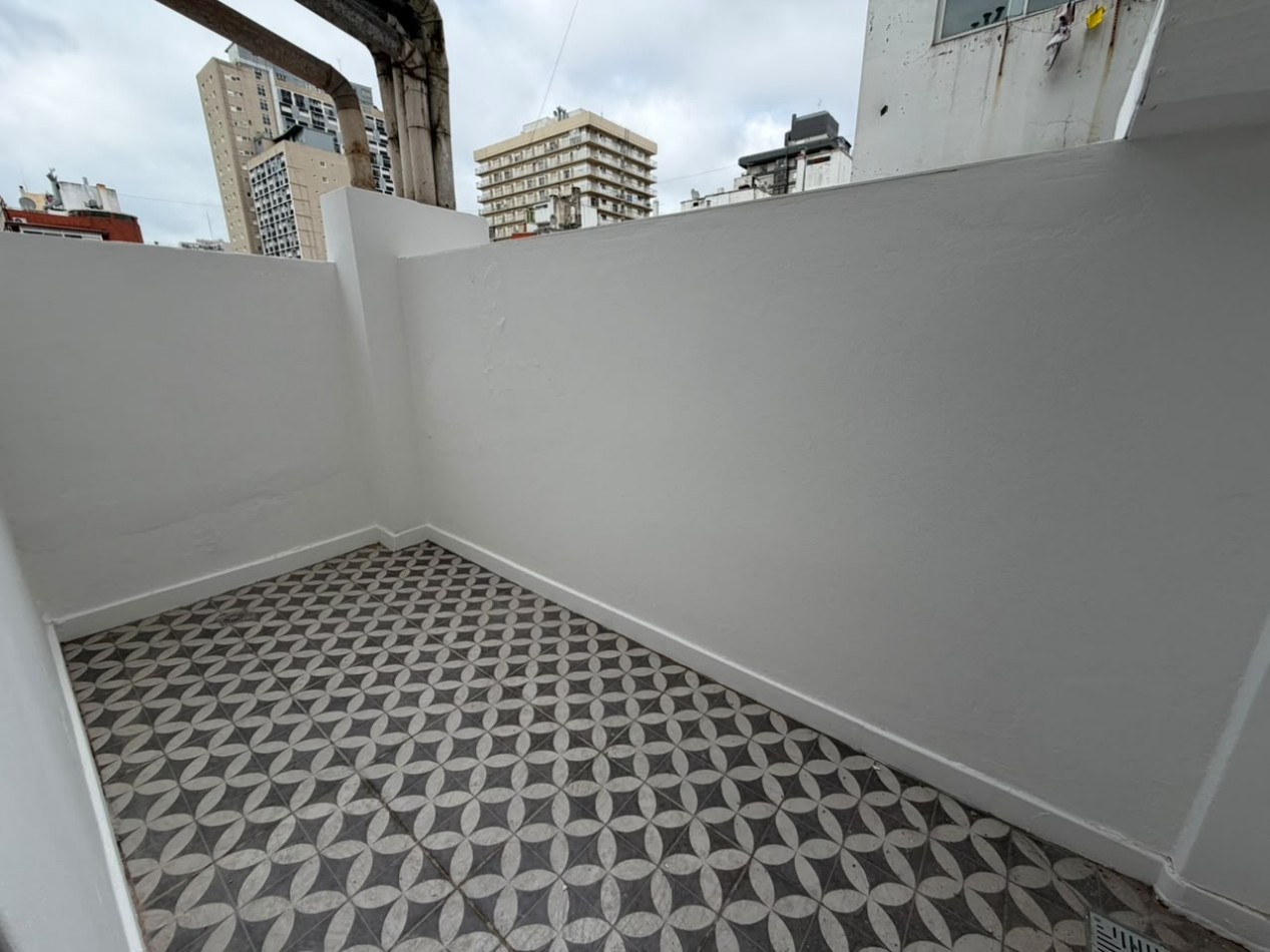 VENTA 2AMB RECICLADO CENTRO BALCON TODO A ESTRENAR 