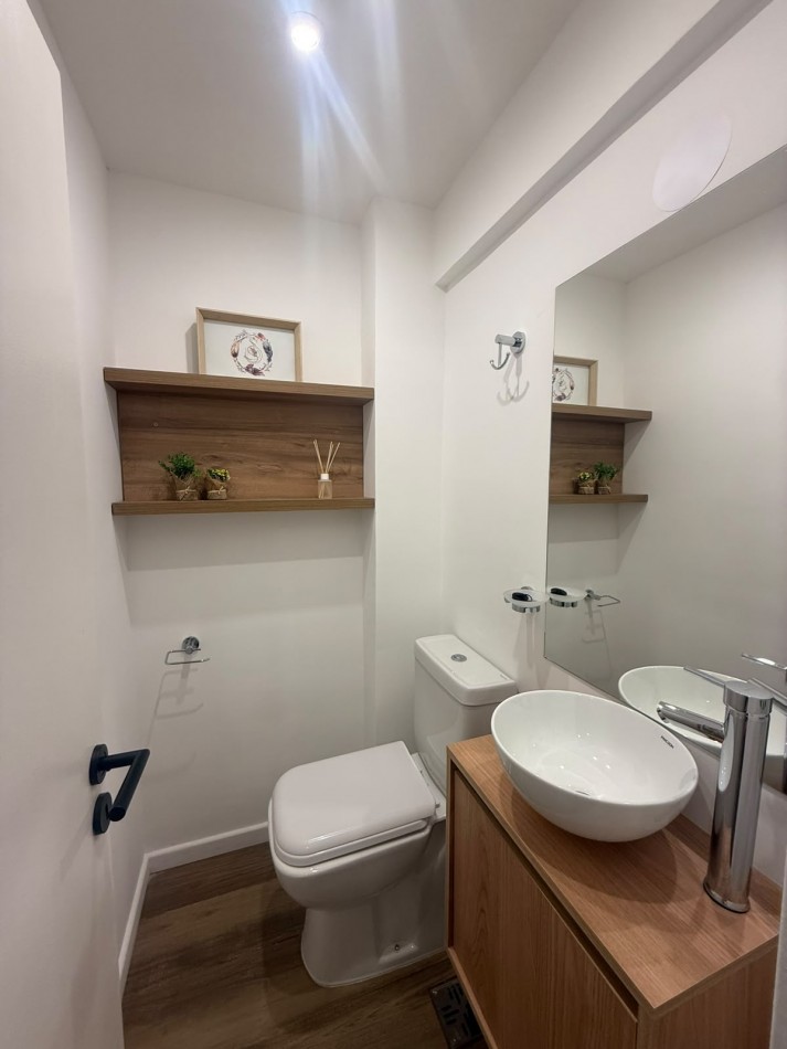 VENTA 3AMB ESPACIO COCHERA CENTRO 