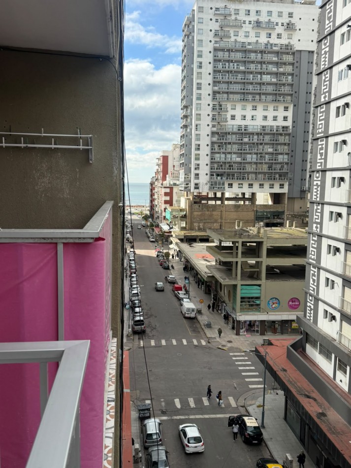 VENTA 3AMB ESPACIO COCHERA CENTRO 