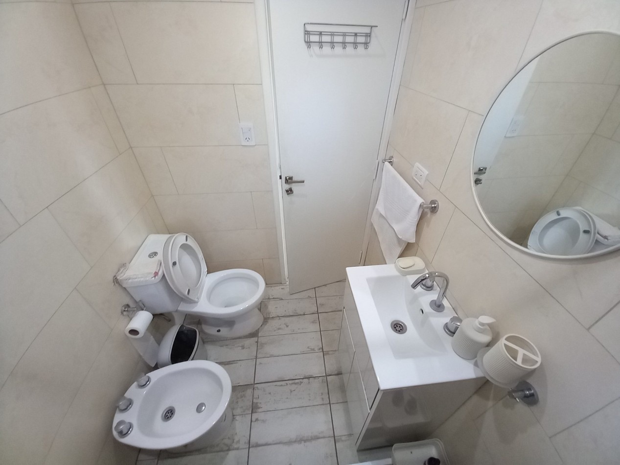 ALQUILER Por 12 Meses-3AMB-3° Piso por ESCALERA-SIN MUEBLES-ESTRADA y TEJEDOR