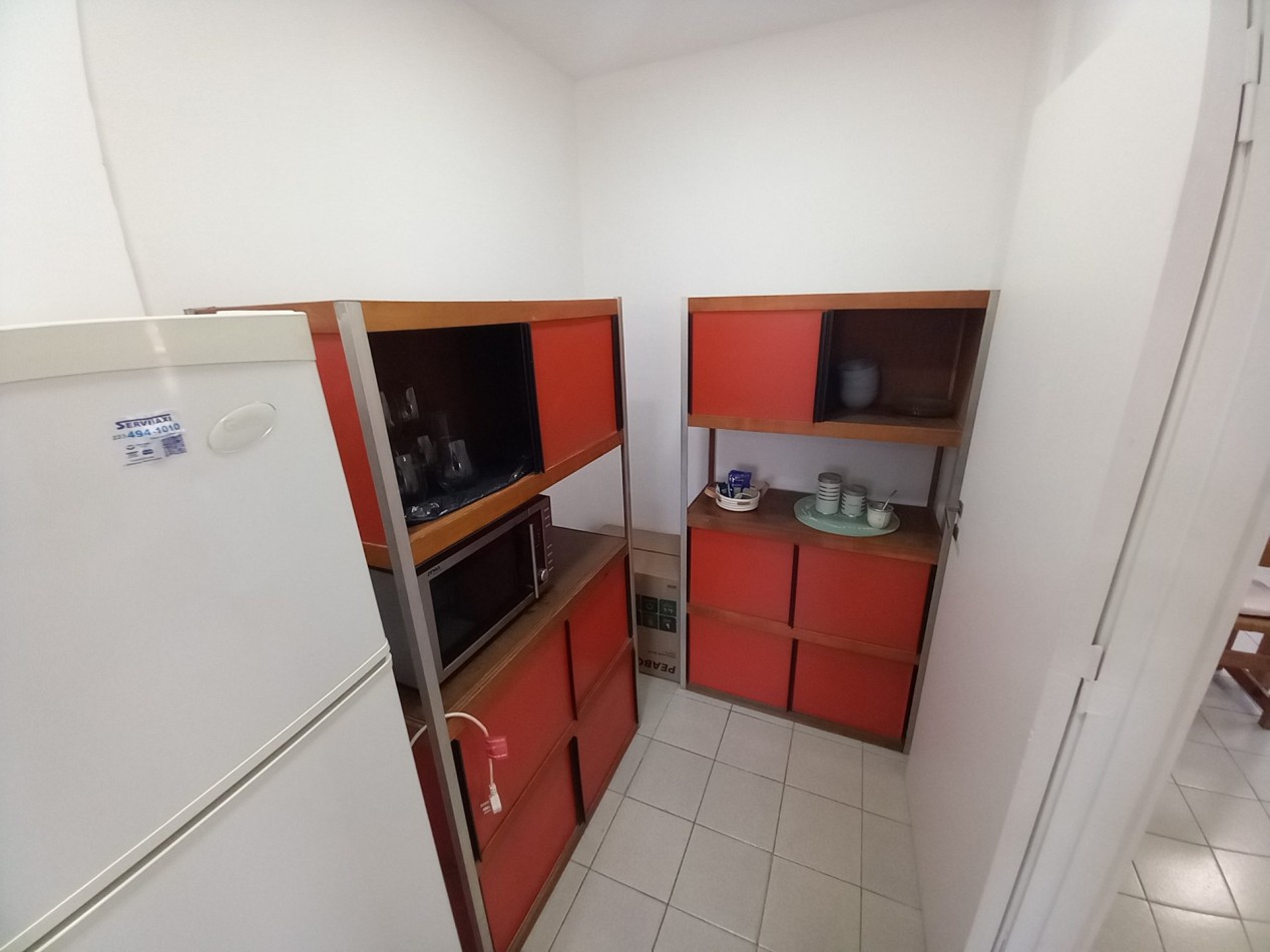 ALQUILER Por 12 Meses-3AMB-3° Piso por ESCALERA-SIN MUEBLES-ESTRADA y TEJEDOR