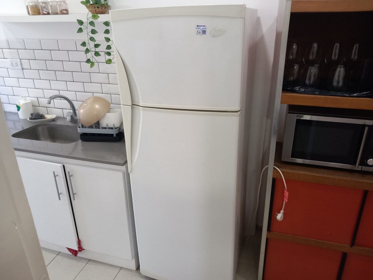 ALQUILER Por 12 Meses-3AMB-3° Piso por ESCALERA-SIN MUEBLES-ESTRADA y TEJEDOR
