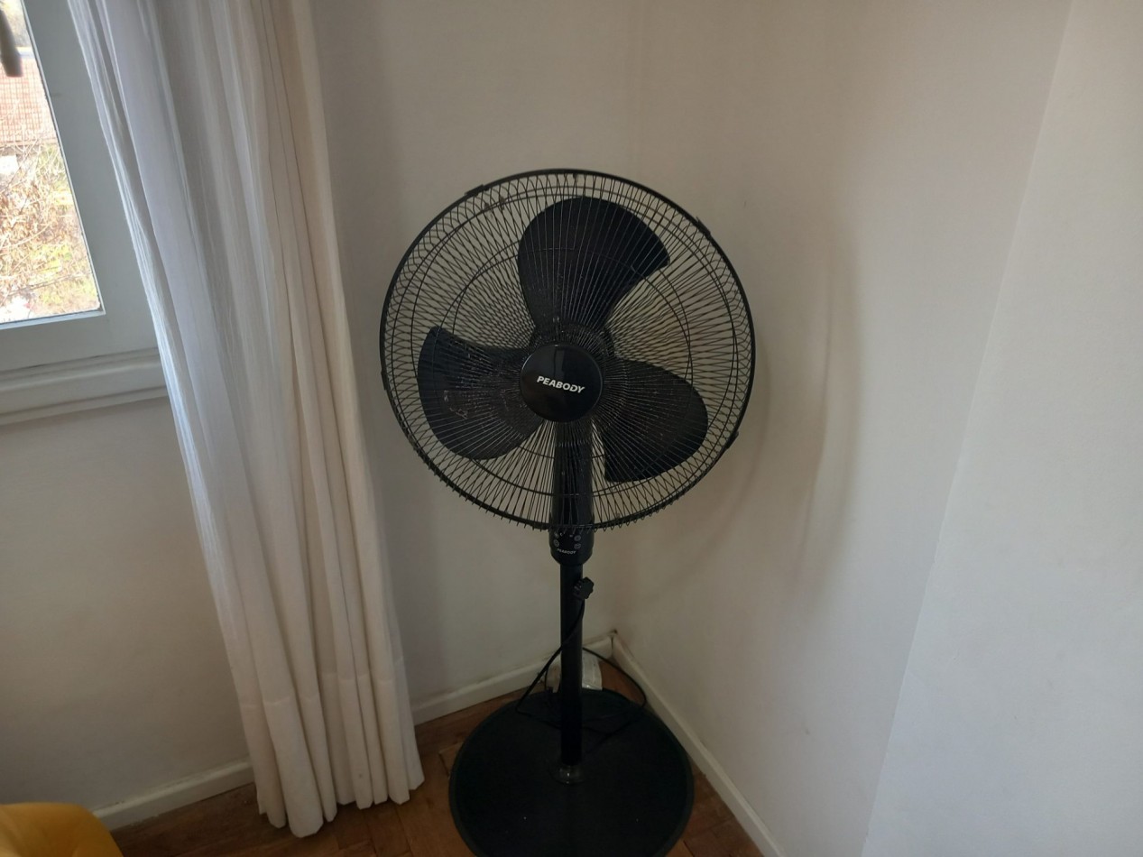 ALQUILER Por 12 Meses-3AMB-3° Piso por ESCALERA-SIN MUEBLES-ESTRADA y TEJEDOR