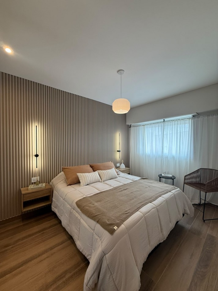 VENTA DUPLEX 4AMB RECICLADO PATIO COCHERA PARQUE LURO 